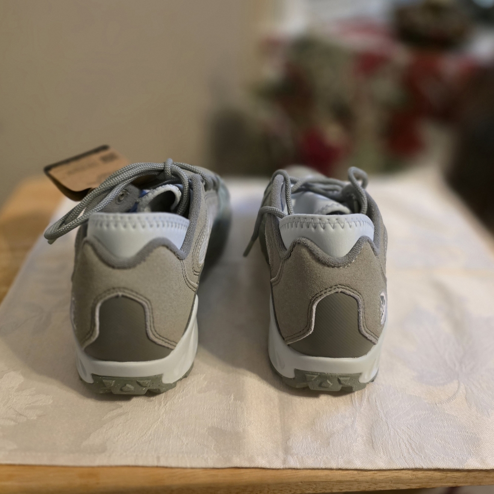 Nike ACG Women's Athletic Shoes in Light Green and Gray - Picture 4 of 4